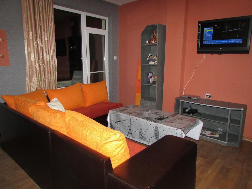 Morska Zvezda Guest House Pomorie Phòng bức ảnh